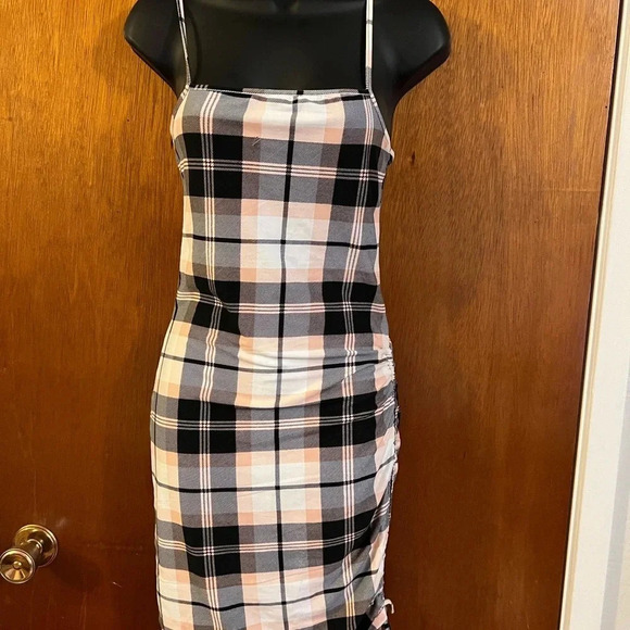 J for Justify Pink, White and Black Plaid Pattern Dress with Sinch Side - Picture 4 of 14